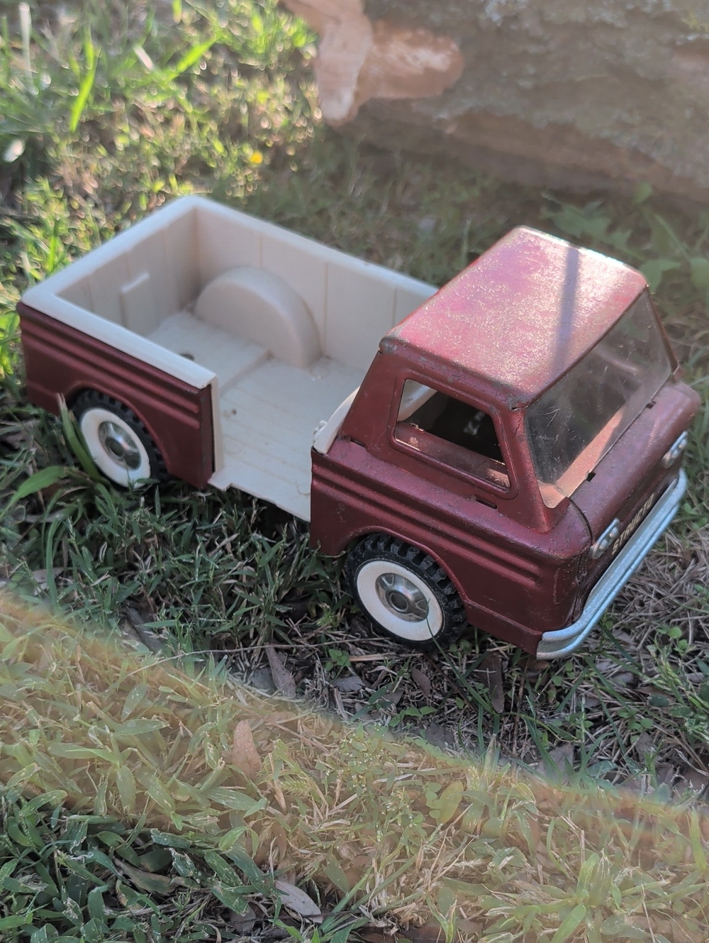 Ertl Structo Toy Pickup Truck - Metallic Burgundy and White